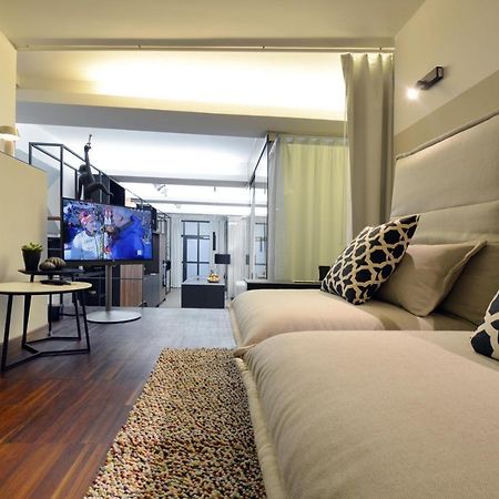 Luxury Omaruru Apartment Munchen Bagian luar foto